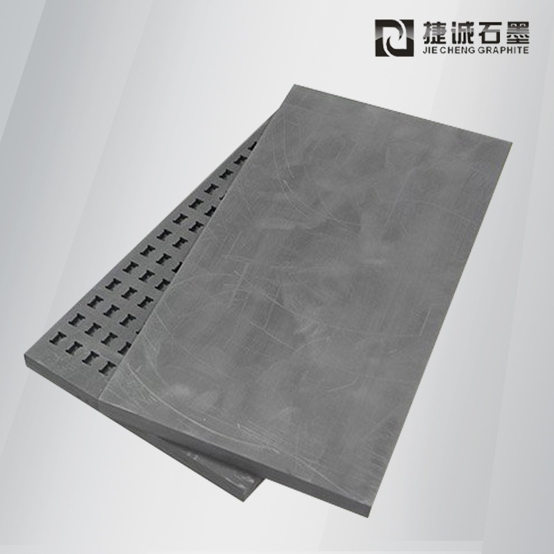 石墨模具的制作過程是一個精細(xì)且復(fù)雜的工藝